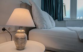 Cube Apartments by Wiener Stadthalle&U3 Metro